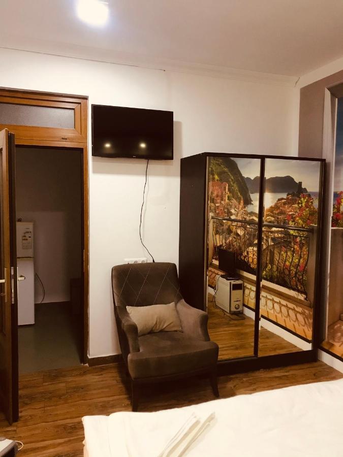 Studio Apartment Near Republic Square Erivan Dış mekan fotoğraf